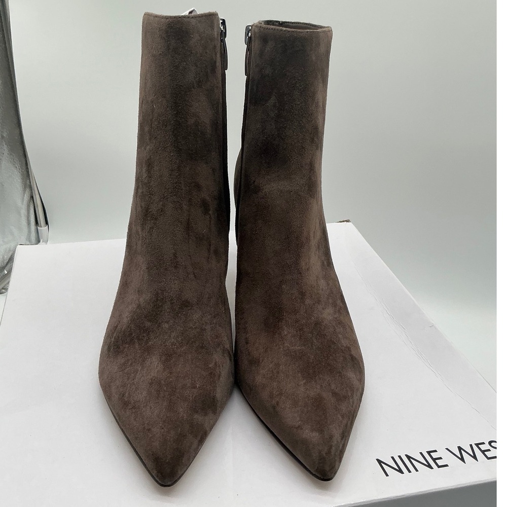 Nine West Fishe Dark Brown Suede Pointed Toe Kitten Heel Ankle Boots Womens 8.5M